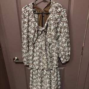 Tiered brown dress size medium women’s